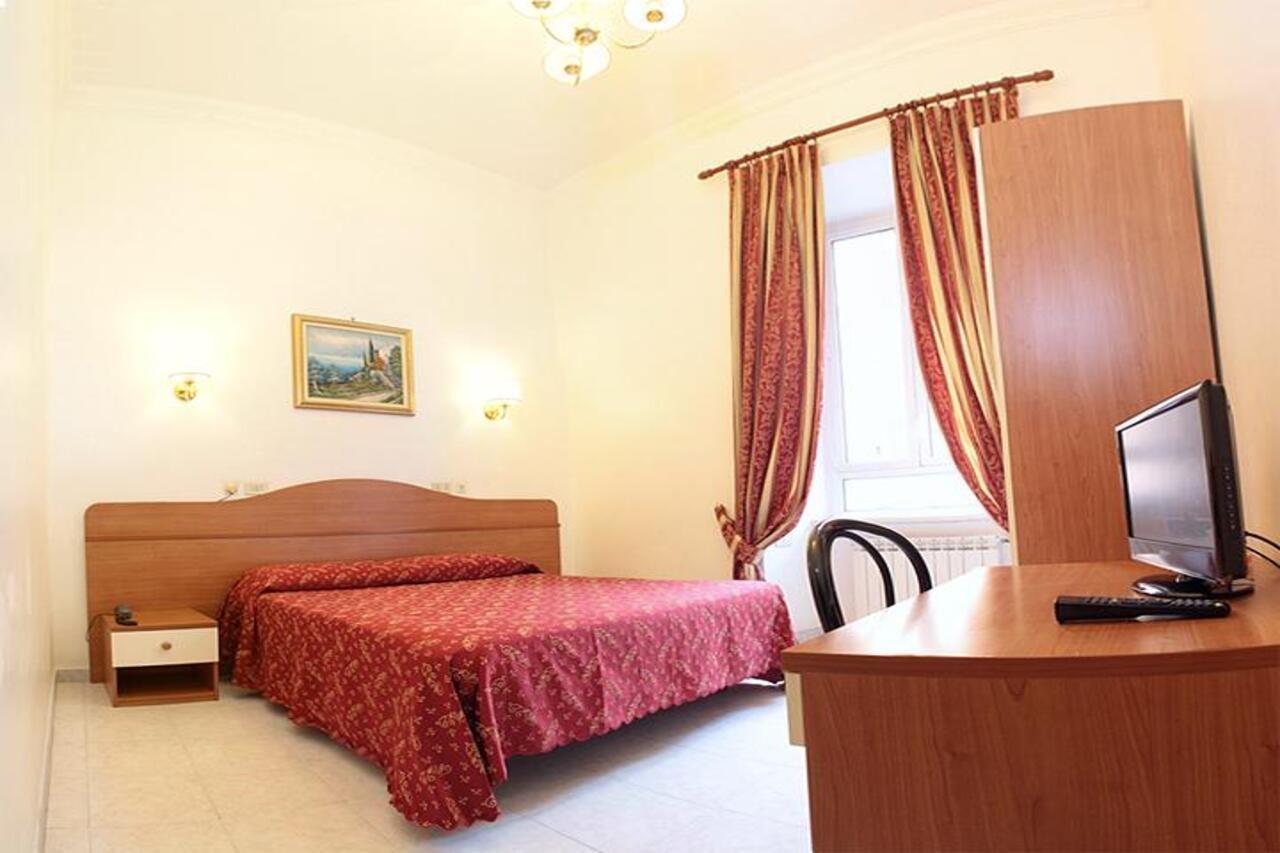 Hotel Euro Quiris Рим Экстерьер фото
